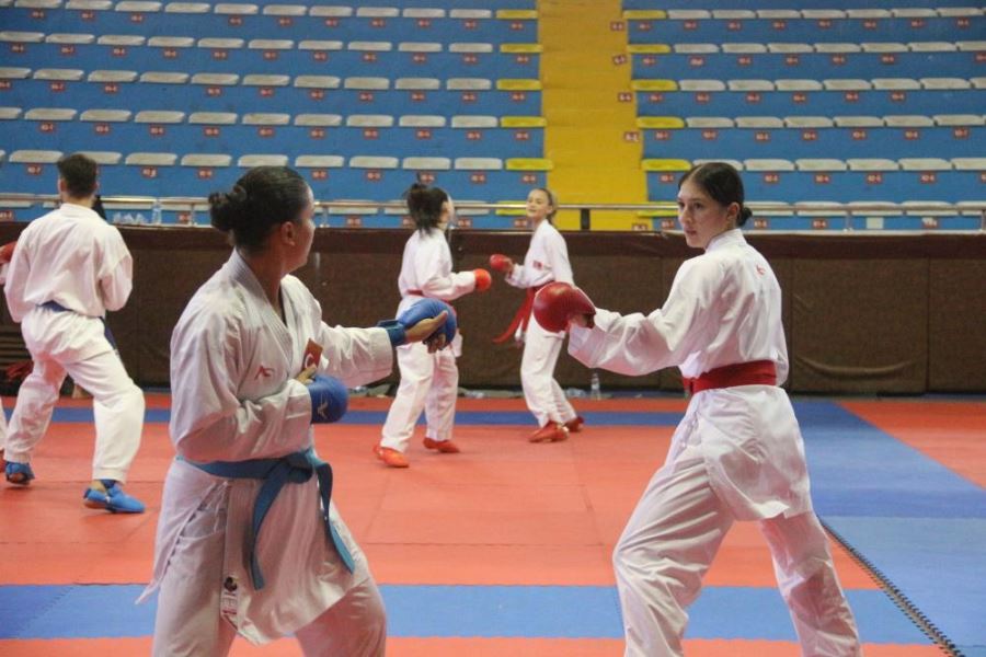 U21 Karate Milli Takımı şampiyonaya Erzurum’da hazırlanıyor