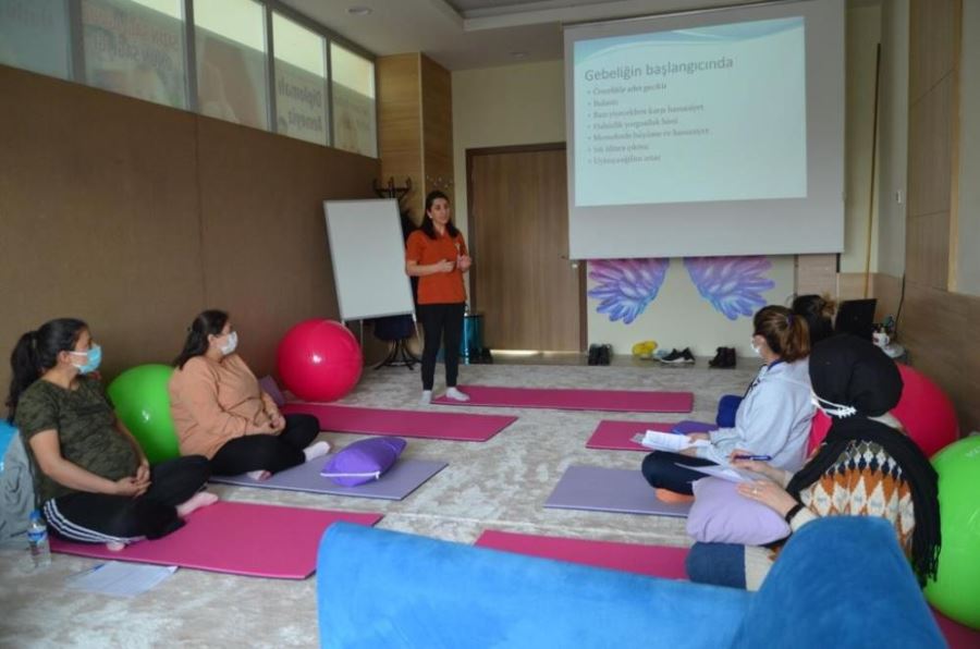 Erzurum Şehir Hastanesi Nene Hatun Kadın Doğum ünitesinde gebe okulu açıldı