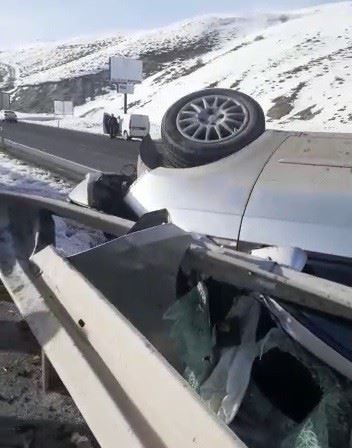 Erzurum’da otomobil su kanalına uçtu: 5 yaralı