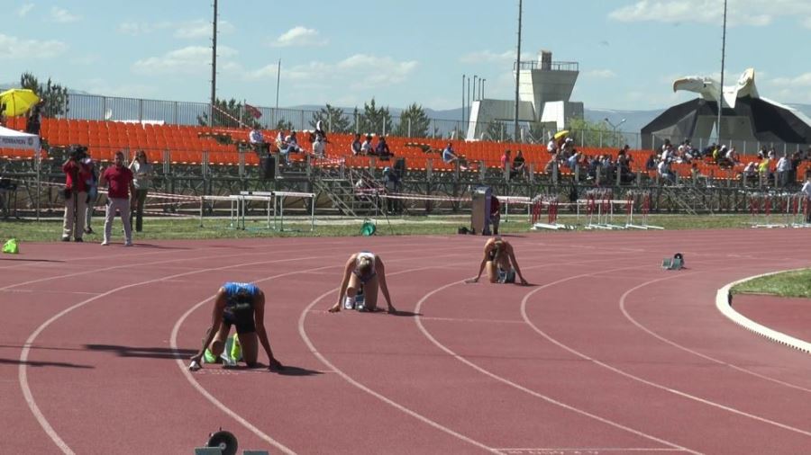  Erzurum’da Balkan Bayrak ve Uluslararası Sprint Kupası nefesleri kesti