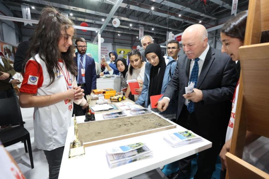 ‘Devlet Teşvikleri Tanıtım Günleri’ Erzurum’da gençlerle buluştu