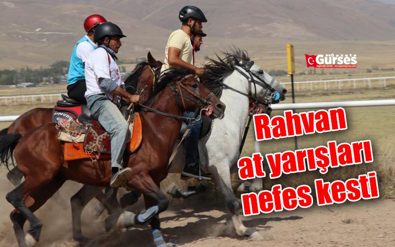  Rahvan at yarışları nefes kesti