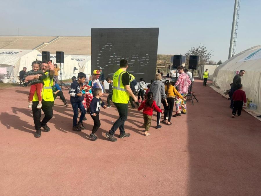 Erzurum Büyükşehir Belediyesi şehir tiyatrosu deprem bölgesinde