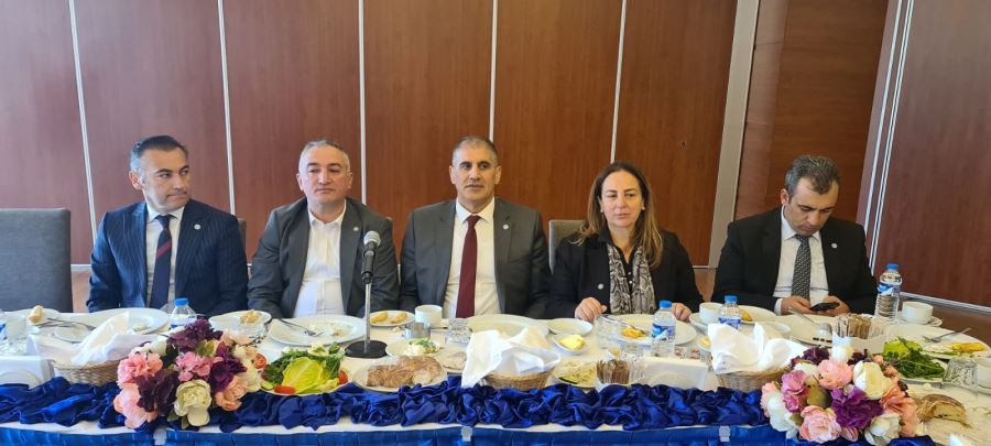 İYİ Parti’ Adayları Yerel Basınla  buluştu