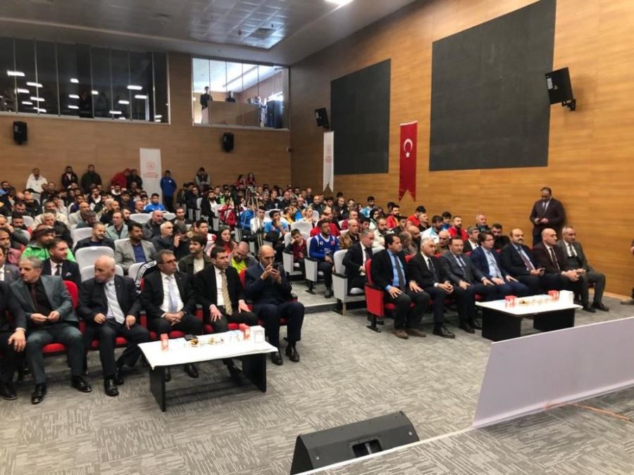 Erzurum’da amatör spor kulüplerine destek