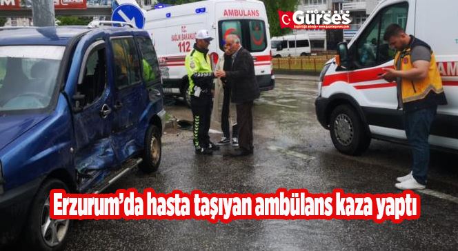 Erzurum’da hasta taşıyan ambülans kaza yaptı