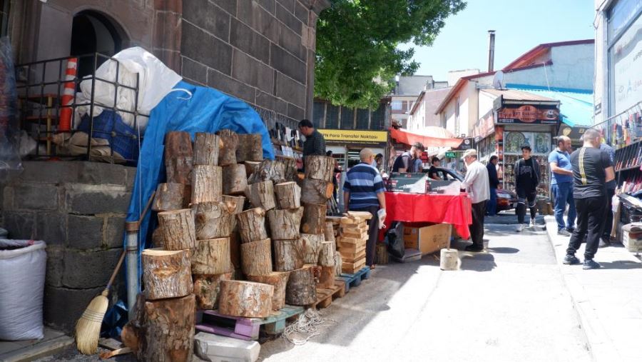 Bıçak bileyicilerde bayram yoğunluğu