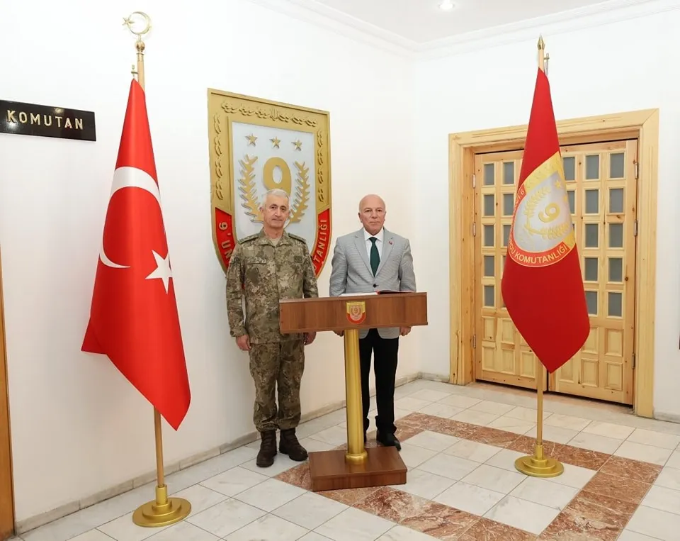 Tümgeneral Tevfik Algan görevine başladı