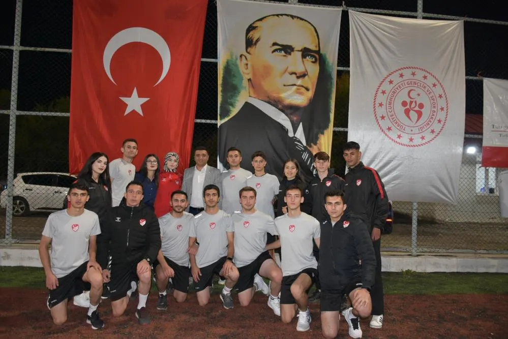 Futbol hakemlerine sıcak yuva