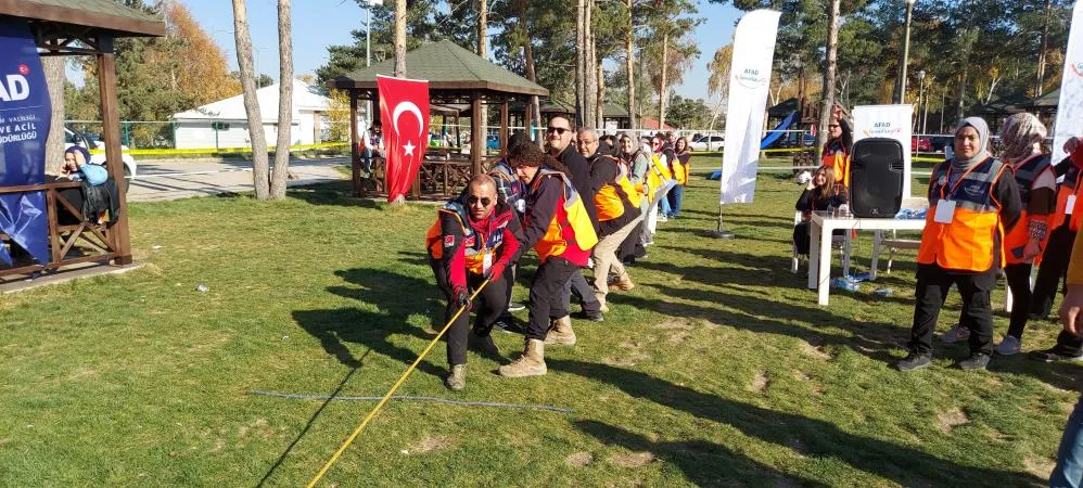 Gönüllüler hem eğlendi hem de öğrendi