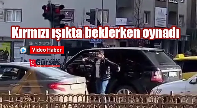 Erzurum’da başka bir sürücü kırmızı ışıkta beklerken oynadı