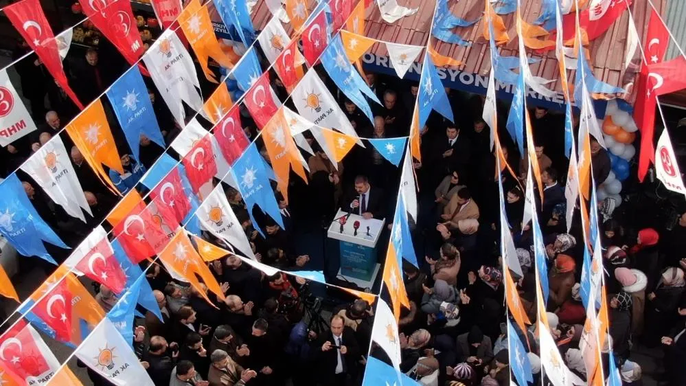 Palandöken’de miting gibi SKM açılışı