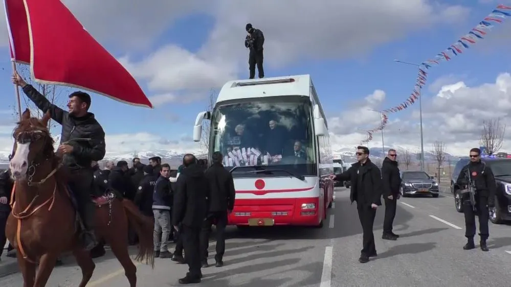 Cumhurbaşkanı Erdoğan’a Erzurum’da yoğun ilgi