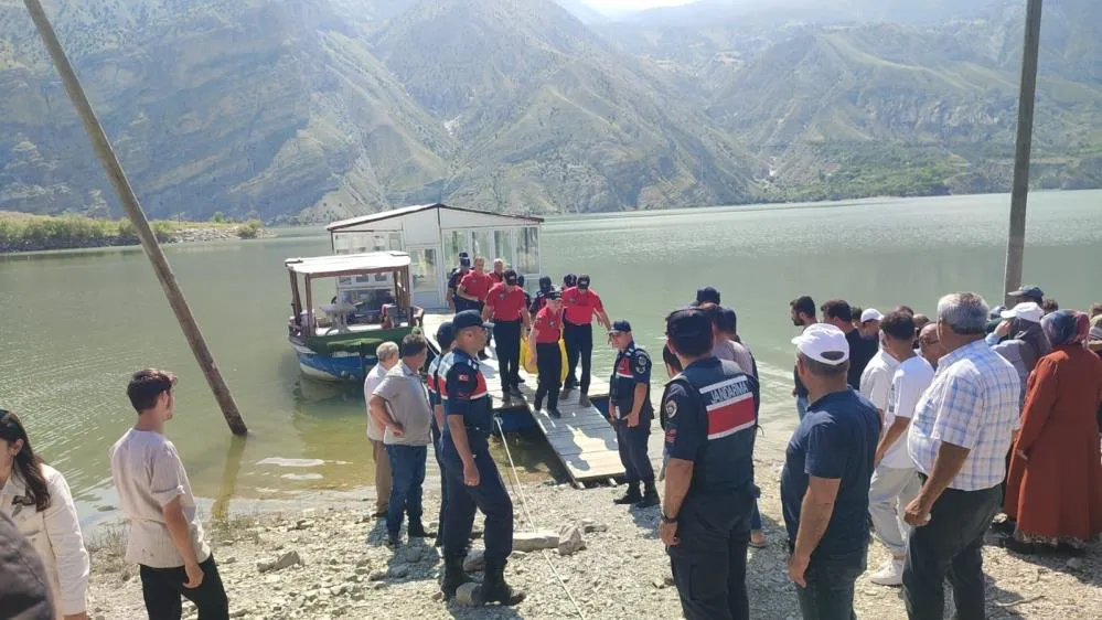 Serinlemek için Tortum gölüne giren çocuğun cesedine ulaşıldı