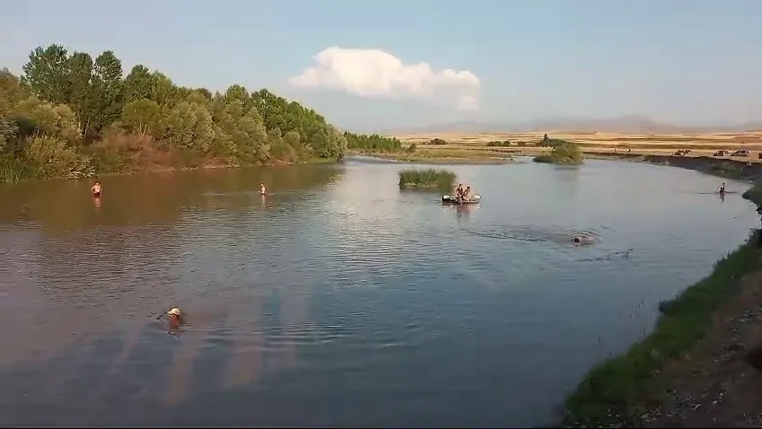 Aras Nehri