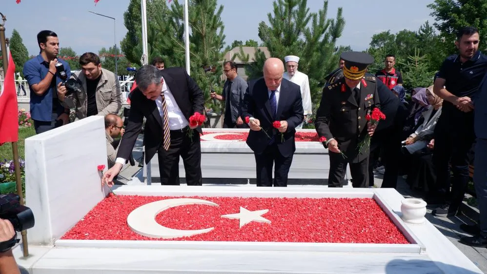 Erzurum’da 15 Temmuz şehitleri anıldı