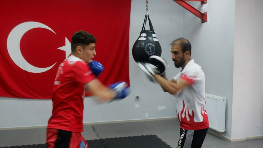 Milli kick boks sporcularının hedefi olimpiyatlar