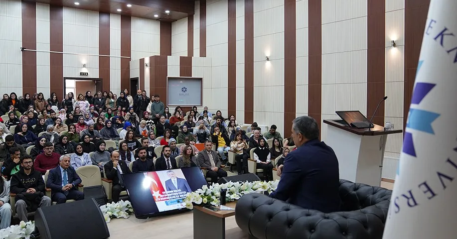 Erzurum Valisi Mustafa Çiftçi, Erzurum Teknik Üniversitesi öğrencileri ile buluştu