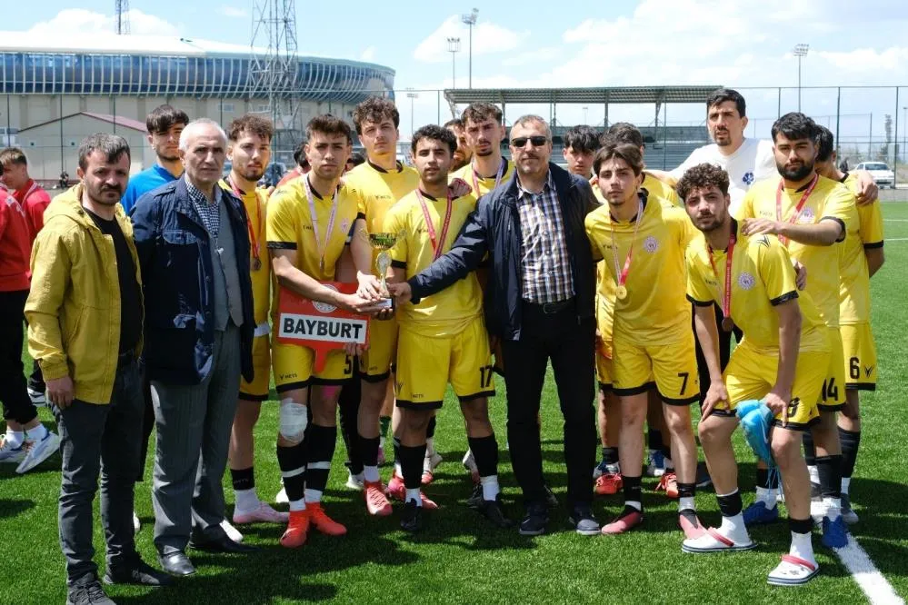 YURTLİG’de şampiyon Trabzon