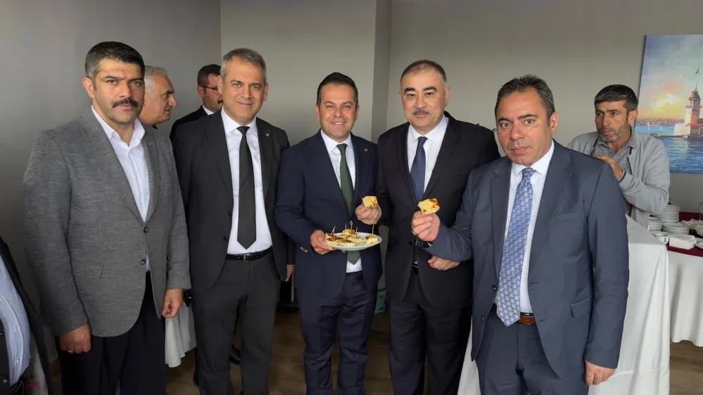 İş Dünyası Kars’ta buluştu, Erzurum su böreği damga vurdu
