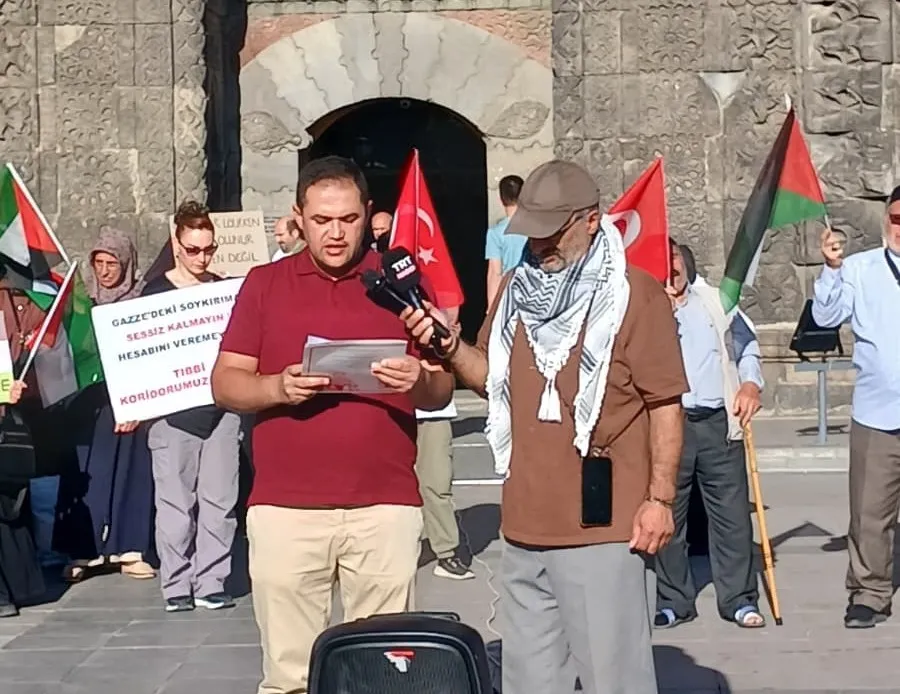 Hekim ve sağlıkçıların Erzurum