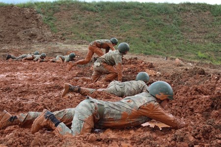 TSK’NIN ERZURUM VE ERZINCAN TATBIKATI NEFES KESTI