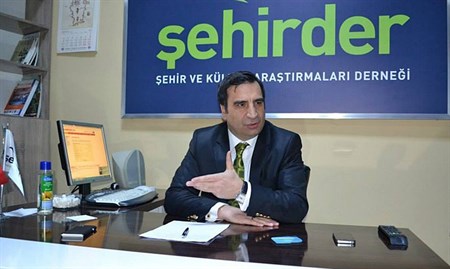 SEHIRDER: “MILLETVEKILI YEMININDEKI ANLATIM BOZUKLUGU ARTIK DÜZELTILMELI”