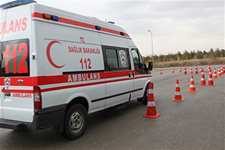 AMBULANS SOFÖRLERI ILERI SÜRÜS TEKNIKLERI EGITIMINDEN GEÇTI