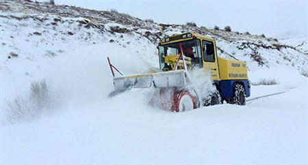 BÜYÜKSEHIR, KIRSALDA 8 BIN 768 KILOMETRELIK KAPALI YOLU ULASIMA AÇTI