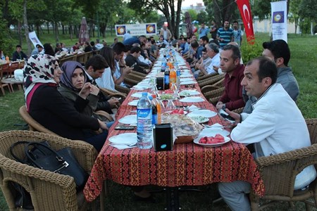 ZMO üyeleri iftarda bulustu