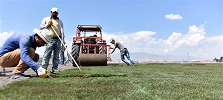 Türkiye’nin en büyük modern güres arenasi Erzurum’da yapiliyor