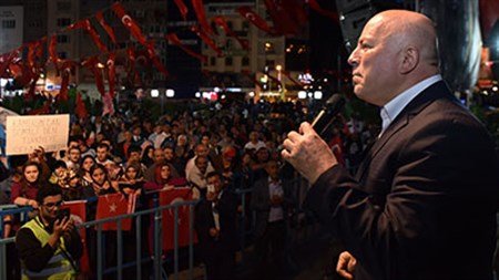 Sekmen: “Vatanimiz için ya sehit oluruz ya da gazi”