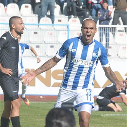 BB Erzurumspor’da Nazilli galibiyeti sevinci