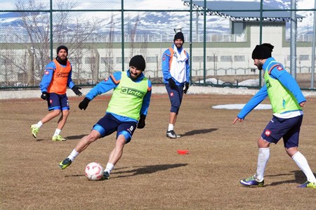 Mavi-beyazlilar Pendikspor hazirligini sürdürüyor