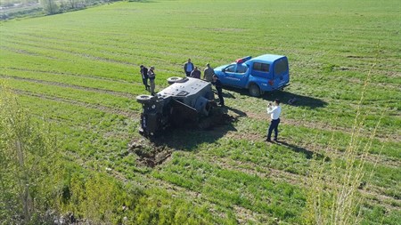 Horasan’da askeri zirhli araç kaza yapti: 3 asker yarali