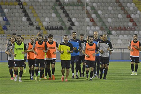 BB. Erzurumspor, Kazim Karabekir Stadi’nda gece antrenmani yapti