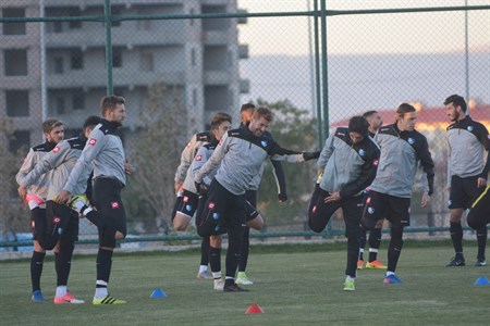 Mavi-Beyazlilar Istanbulspor maçi hazirliklarini sürdürüyor