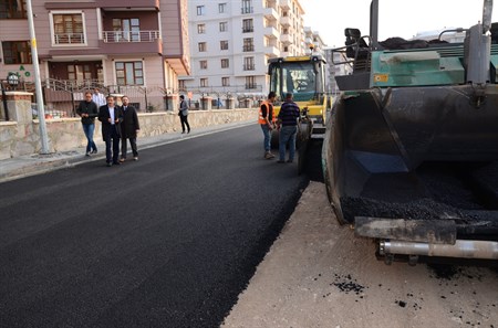 Palandöken Belediyesi asfalt çalismalarini hiz kesmeden sürdürüyor