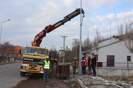 Senkaya’da enerji nakil hatlari yer altina alindi