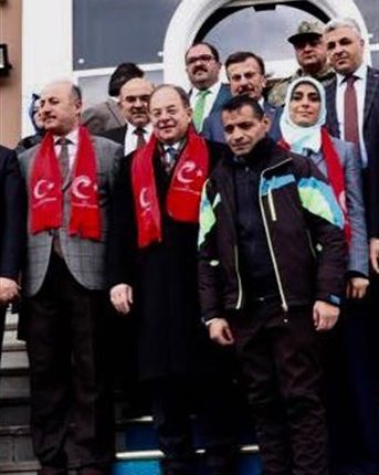 Basbakan Yardimcisi Akdag: “Kudüs, altin harflerle tarihe geçmis bir hadisedir”