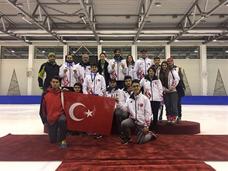 Türk sporcular Short Track Danubia Serisi Pannonia Open yarismasina damga vurdu