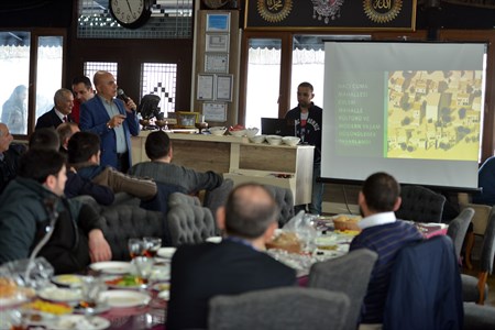 Baskan Korkut, berberlerle bir araya geldi