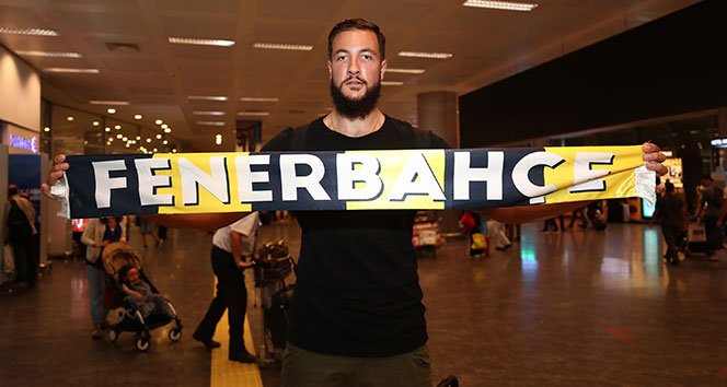 Fenerbahçe Dogus’un yeni transferi Istanbul’a geldi