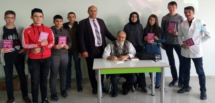 Erzurum Bilim Teknik Koleji ögrencilerini yazarlarla bulusturuyor