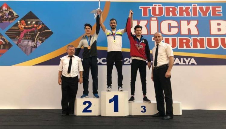 Büyüksehir’in milli sporculari kick boks’ta tarih yazdi