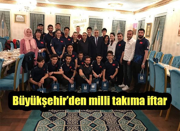 Büyüksehir’den milli takima iftar