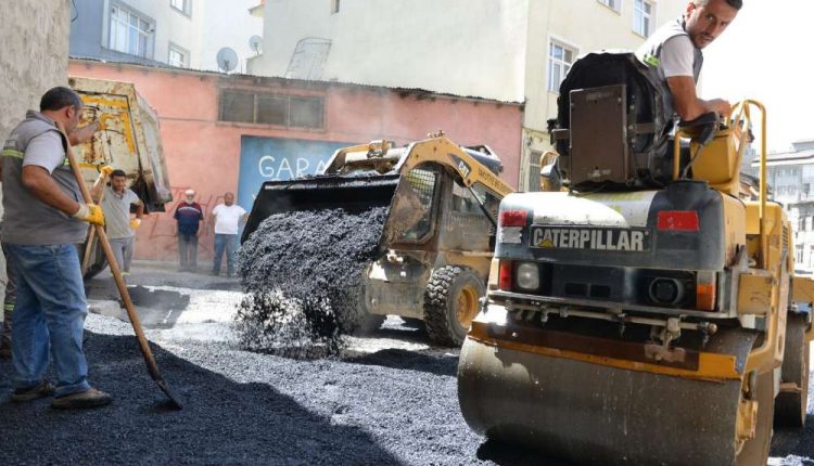 Yakutiye santiye ekipleri haril haril çalisiyor