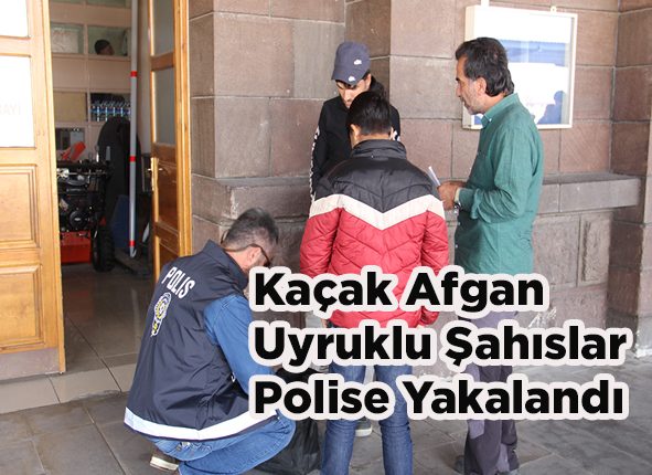 Kaçak Afgan uyruklu sahislar Dogu Ekspresine binerken polise yakalandi