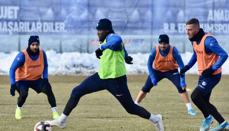 B.B.Erzurumspor, Adana Demirspor maçinin hazirliklarini tamamladi