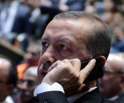 Cumhurbaskani Erdogan, Abdurrahim Albayrak ve Fatih Terim’i aradi